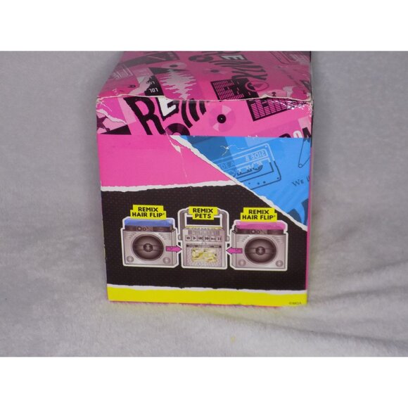 LOL Surprise! Remix Hair Flip Tots with Hair Reveal & Music Mini Figurine - Picture 2 of 6